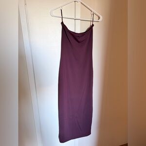Aritzia Contour Strapless Dress in Burgundy